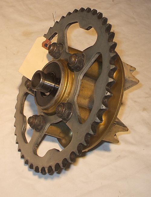 1986 Honda VFR700 Interceptor REAR HUB W SPROCKET FLANGE FINAL DRIVEN