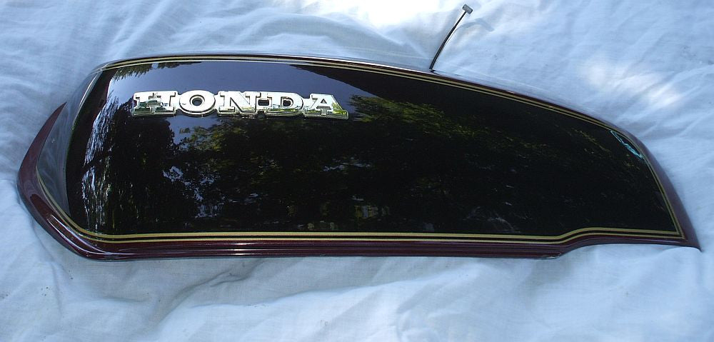1976 Honda GL1000 Goldwing Complete Body Set Complete Side Cover Right Left, Tank Shelter Facade, Front fender Rear Fender.  1975 1976 1977 1978