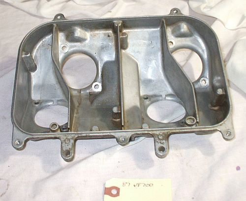 1987 Honda VFR700 Interceptor CARBURETOR AIR CLEANER BASE MOUNT