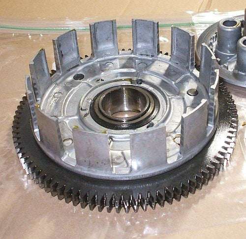 1983 Honda CB650 Nighthawk Clutch basket, disc, plates