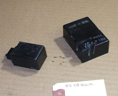 1985 Honda CB700 Nighthawk Stop Tail Light Relay Sensor Flasher