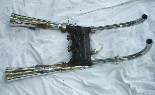 1982 Honda VF750 Magna Exhaust Pipe Pipe Muffler