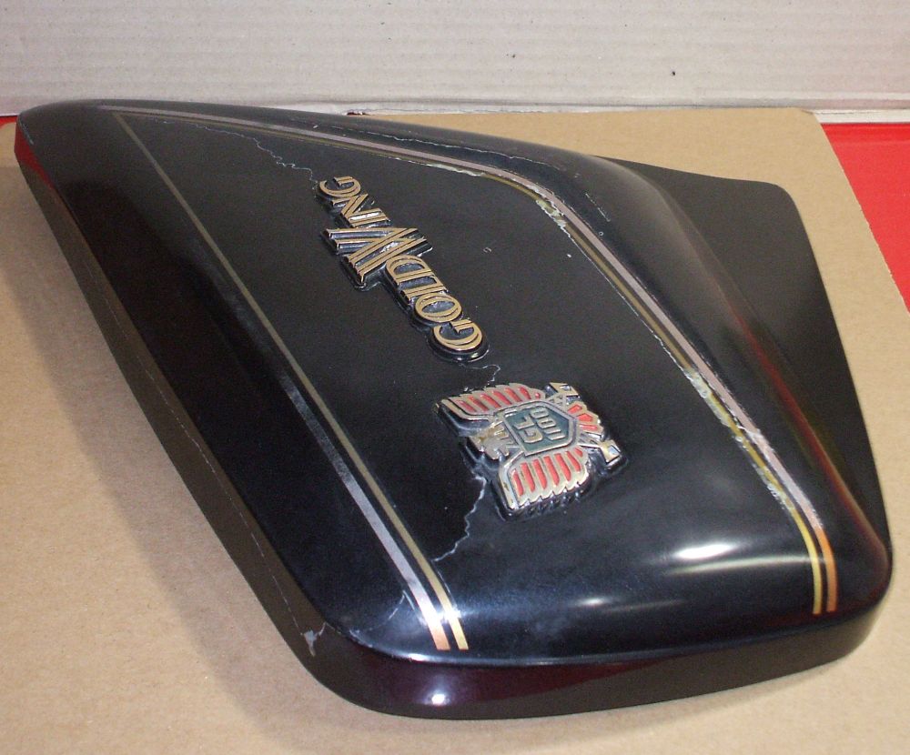 1981 Honda GL1100 Goldwing Side Cover Plate Right R
