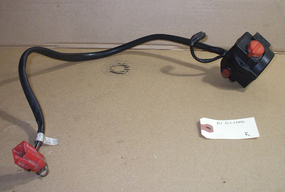 1983 Honda GL1100 GOLDWING  BAR CONTROL SWITCH RIGHT R KILL STARTER BUTTON