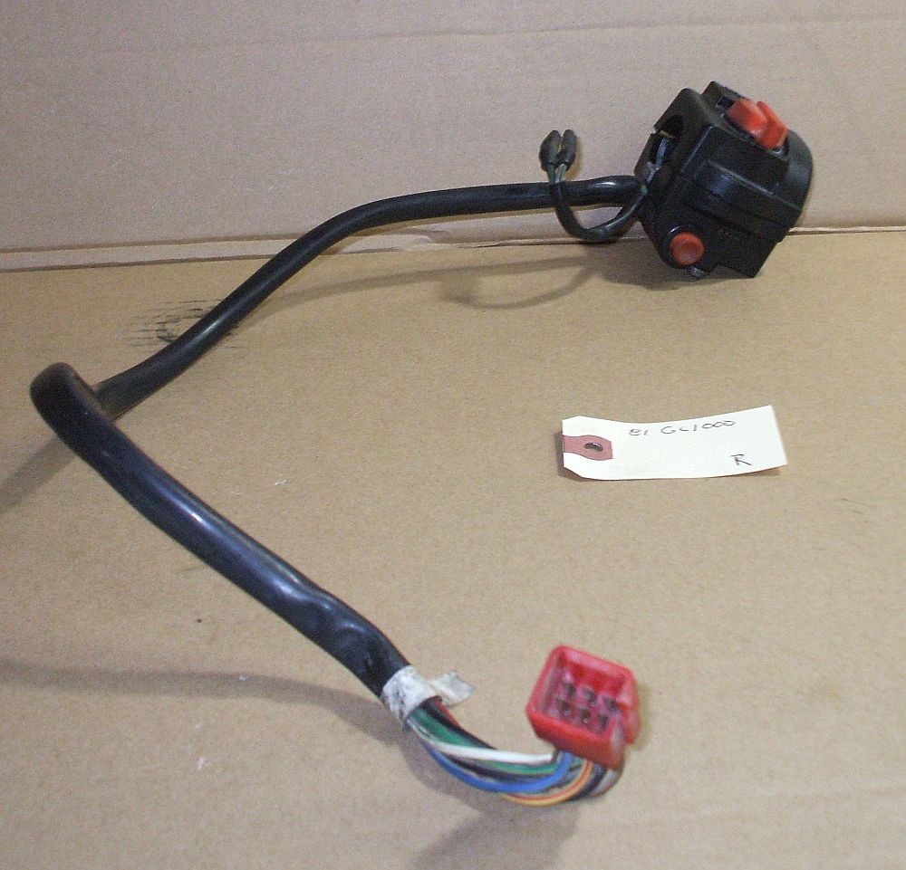 1983 Honda GL1100 GOLDWING  BAR CONTROL SWITCH RIGHT R KILL STARTER BUTTON