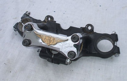 1981 Honda GL1100 GOLDWING TRIPLE TREE UPPER CLAMP HANDLE BAR MOUNT CHROME