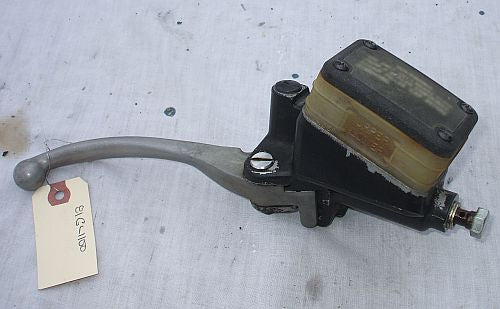 1981 Honda GL1100 GOLDWING  FRONT BRAKE MASTER CYLINDER W LEVER