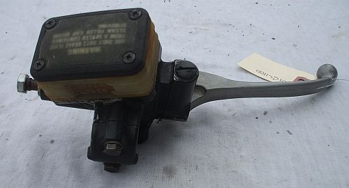 1981 Honda GL1100 GOLDWING  FRONT BRAKE MASTER CYLINDER W LEVER
