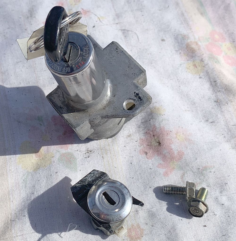 1980 Honda GL1100 Goldwing Ignition Switch W Key and Tray Lock 80 81 82 78 79