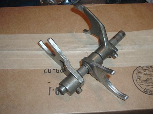 1980 Honda CB750K  GEARSHIFT FORK RIGHT CENTER LEFT W SHAFT