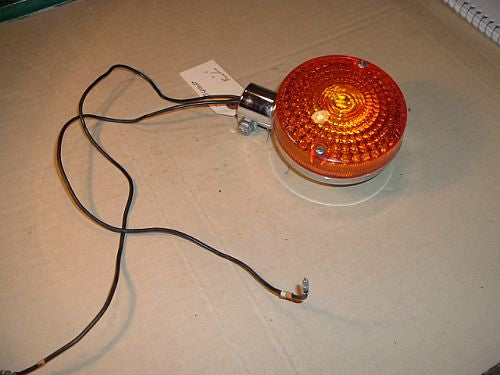 1977 Honda CB400 Super Sport TURN SIGNAL WINKER LIGHT LEFT SIDE FRONT 75 76 77