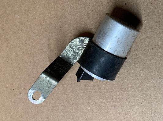 1983 Honda VF750 Magna FLASHER TURN SIGNAL RELAY 81 82 83 84 85 86 87 88 89 91 92 93 94 95 96